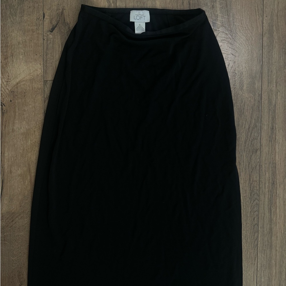 LOFT Women's Classic Black Pencil Skirt